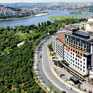 Mövenpick Golden Horn Istanboel