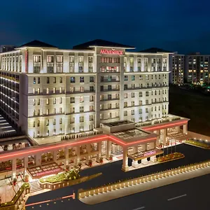 5* Отель Moevenpick Airport